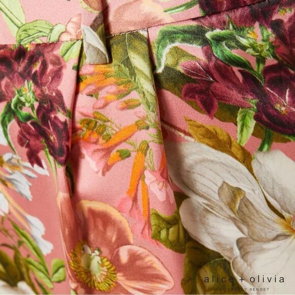 Alice + Olivia *NWT* Conry Conroy Pleated Juniper Rose Floral Print Satin Short - Picture 10 of 14